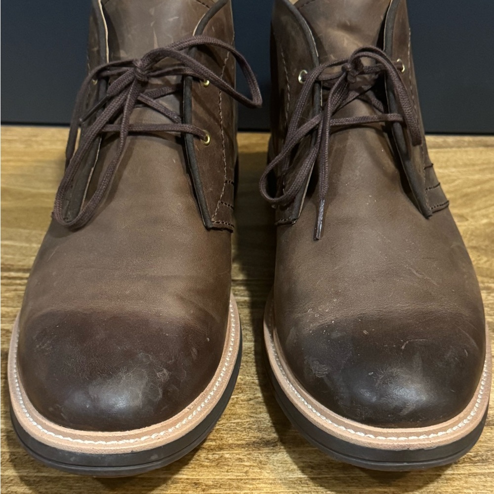 UGG Men's Dark Brown Chukka Boots